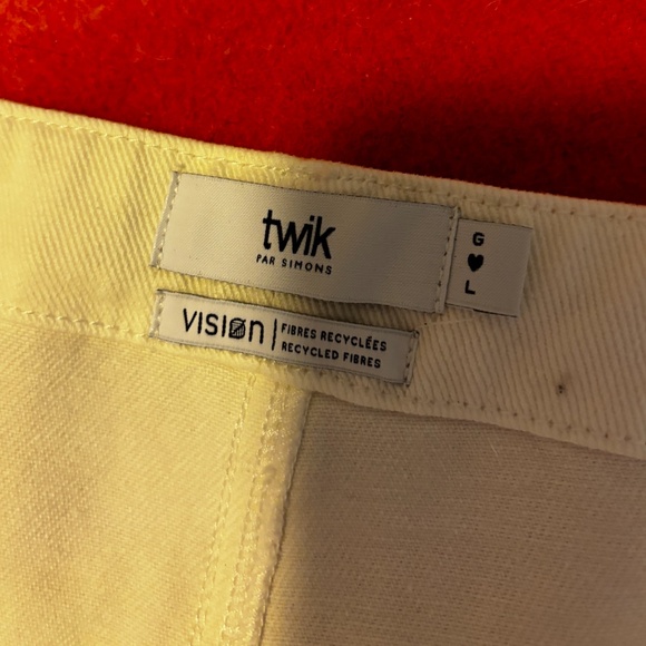 White denim cargo pockets loose short jorts NWT - Picture 7 of 13